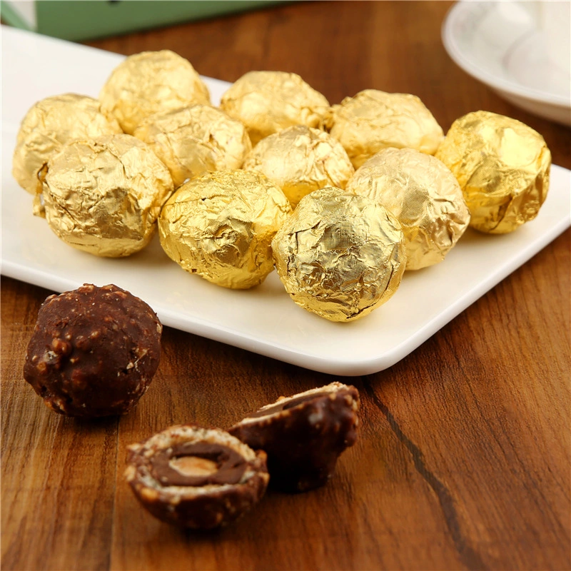 Wholesale New Pattern Chocolate Nut Sandwich Sweet Halal Valentine′s Day Golden Chocolate Ball Candies